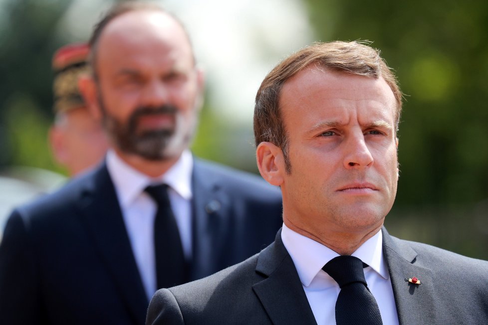 Francouzský prezident Emmanuel Macron na pietě v Paříži (18. 06. 2020)