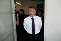 Zákaz sociálních sítí i WhatsAppu dětem do 15 let? Rada to zatrhla, Macron na omezení tlačí dál
