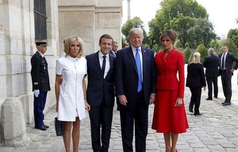 Den Bastily: První babička Francie, hulvát a lady Trump