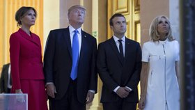 Trumpovi ve Francii: Americký prezident s první dámou Melanií a Emmanuelem a Brigitte Macronovými