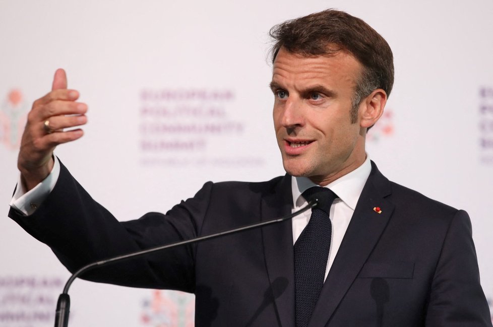 Emmanuel Macron na summitu Evropského politického společenství (1. 6. 2023).