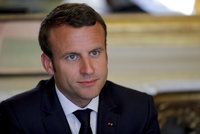 Macron začal jednat, jeho popularita padá. Ztratil už přízeň 10 % obyvatel
