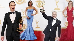 Předávání seriálových cen Emmy bylo opět plné hvězdných nejen televizních herců a krásných večerních rób