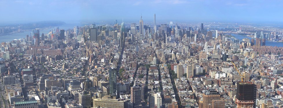 Výhled z mrakodrapu One World Trade Center