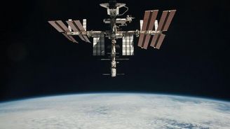Hrozba srážky s kosmickým smetím vyhnala astronauty z ISS