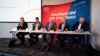 Dekarbonizaci už tlačí i soukromý sektor. Firmy chtějí mít čistý dodavatelský řetězec Dekarbonizaci už tlačí i soukromý sektor. Firmy chtějí mít čistý dodavatelský řetězec