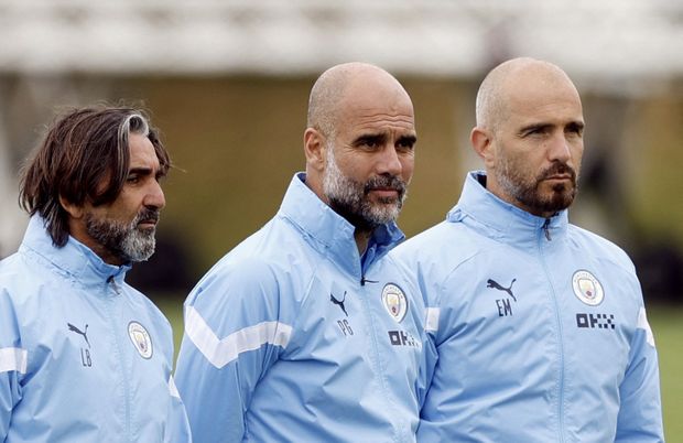 Enzo Maresca (napravo) s Pepem Guardiolou během tréninku Manchesteru City Enzo Maresca (napravo) s Pepem Guardiolou během tréninku Manchesteru City