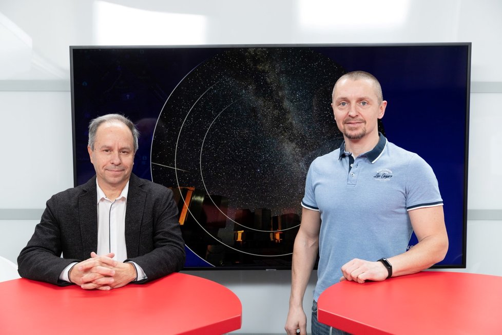 Astronom Pavel Suchan byl hostem pořadu Epicentrum dne 14. 1. 2020. Vpravo moderátor Bohuslav Štěpánek.