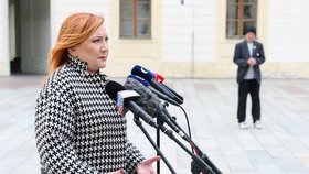 O státním rozpočtu mluvila s prezidentem i šéfka resortu financí Alena Schillerová (ANO). (16. 3. 2026)