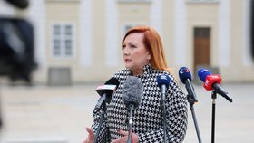 O státním rozpočtu mluvila s prezidentem i šéfka resortu financí Alena Schillerová (ANO). (16. 3. 2026)