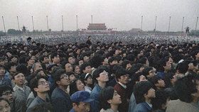 Zásah čínské armády na náměstí Nebeského klidu v červnu 1989 se změnil v masakr.