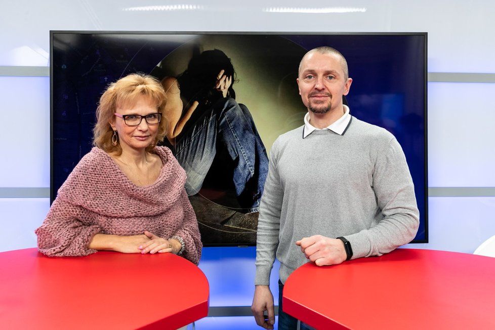 Psycholožka Radana Rovena Štěpánková byla hostem pořadu Epicentrum vysílaného dne 22.1.2020. Vpravo moderátor Bohuslav Štěpánek.