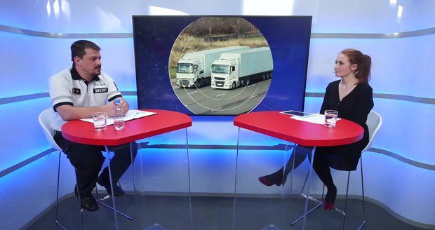 Vysílali jsme: Jsou kamioňáci „šílenci“? Máme se na českých silnicích bát?