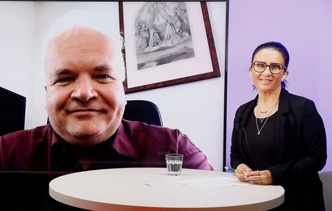 Manévry kvůli volbě papeže: Náměstí ve Vatikánu bez signálu a mezi kardinály rušičky!