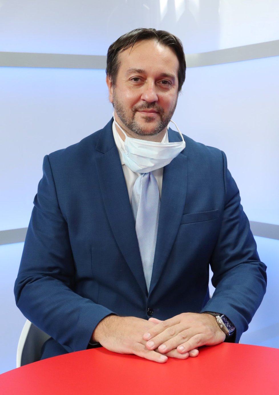 Epidemiolog Rastislav Maďar byl hostem pořadu Epicentrum vysílaného 16. 4. 2020.