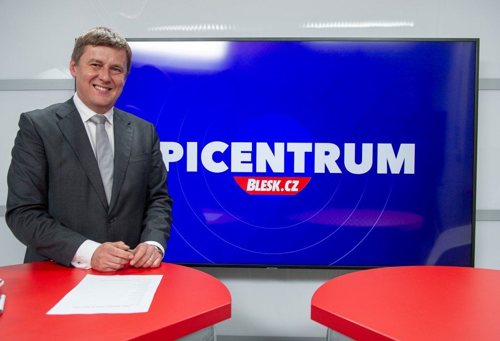 Ministr zahraničí Tomáš Petříček hostem pořadu Epicentrum 13.3.2020