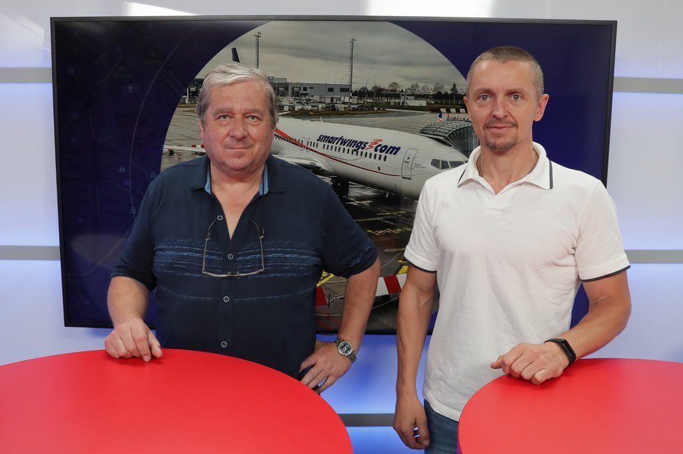 Letecký expert Ladislav Keller byl hostem pořadu epicentrum 28.8.2019. Vpravo moderátor Bohuslav Štěpánek.