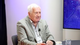Bývalý prezident Václav Klaus v Epicentru Blesku. (3.8.2026)