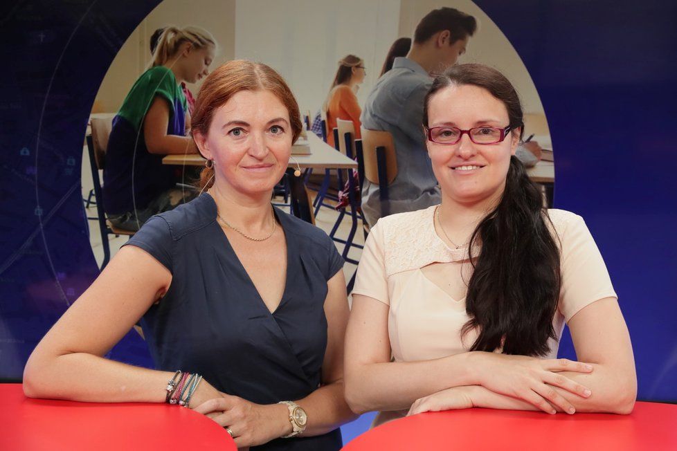 Vzdělávací expertka Jana Pácalová byla hostem pořadu Epicentrum 29.8.2019. Vpravo moderátorka Andrea Ulagová.