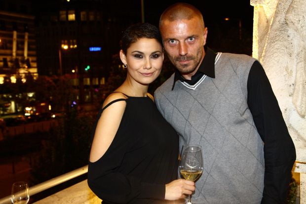 Vlaďka se svým klukem Tomášem Řepkou Vlaďka se svým klukem Tomášem Řepkou