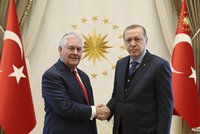 Erdogan řešil se spojkou Trumpa vydání duchovního Gülena. Viní ho z puče