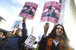 Protesty proti tureckému prezidentovi Erdoganovi během jeho návštěvy Berlína
