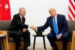 Americký prezident Donald Trump a turecký prezident Recep Tayyip Erdogan