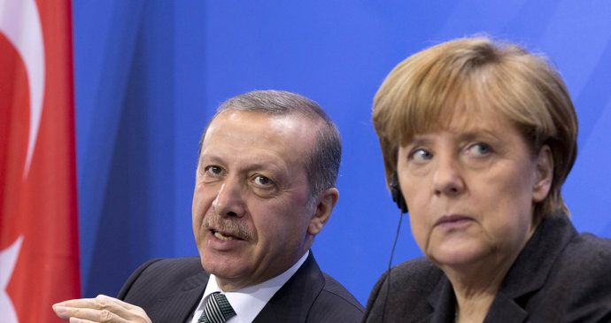 Turecký prezident Erdogan s německou kancléřkou Angelou Merkelovou