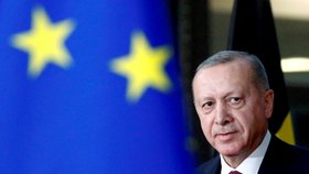 Erdogan odsoudil jednání Evropy a „hon na čarodějnice“. Bidena vyzval k ukončení sankcí