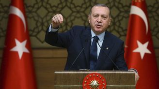 Napětí v Turecku stoupá, islamistický režim prezidenta Erdoğana se obává vojenského převratu