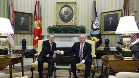 Americký prezident Donald Trump a turecký prezident Recep Tayyip Erdogan