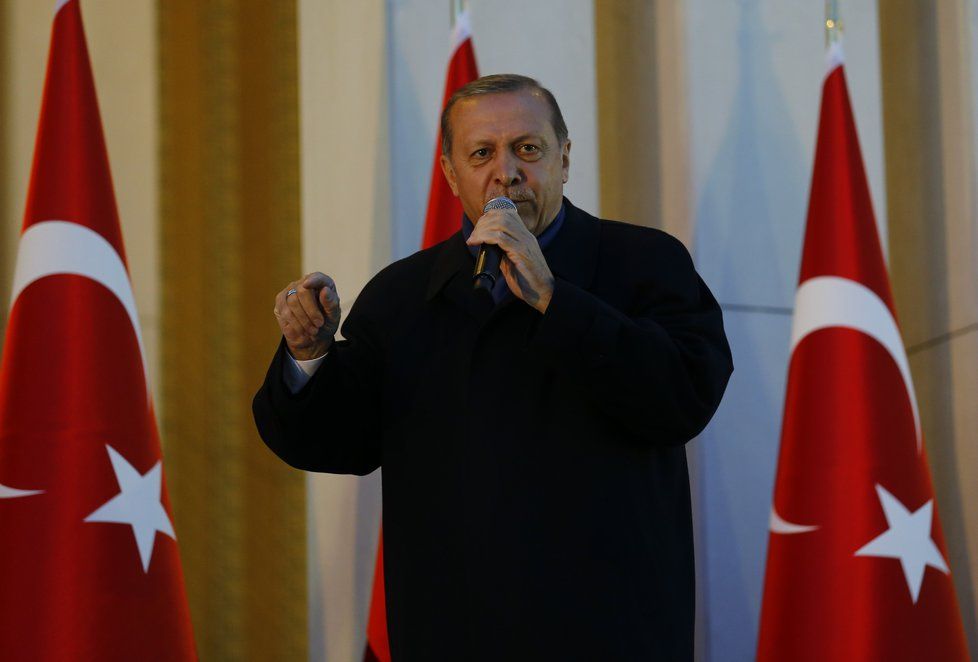 Erdogan: Není důležité, zda s námi EU zmrazí vstupní jednání.