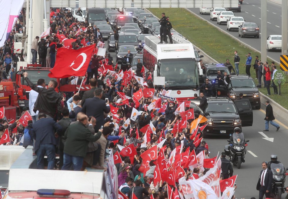 Erdogan: Není důležité, zda s námi EU zmrazí vstupní jednání.