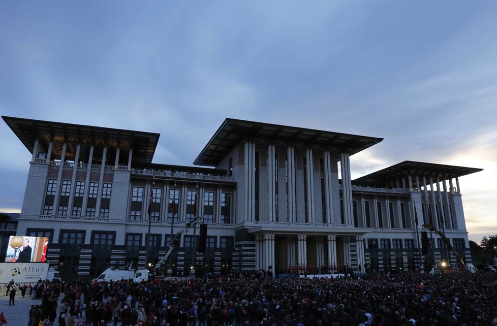 Erdogan: Není důležité, zda s námi EU zmrazí vstupní jednání.