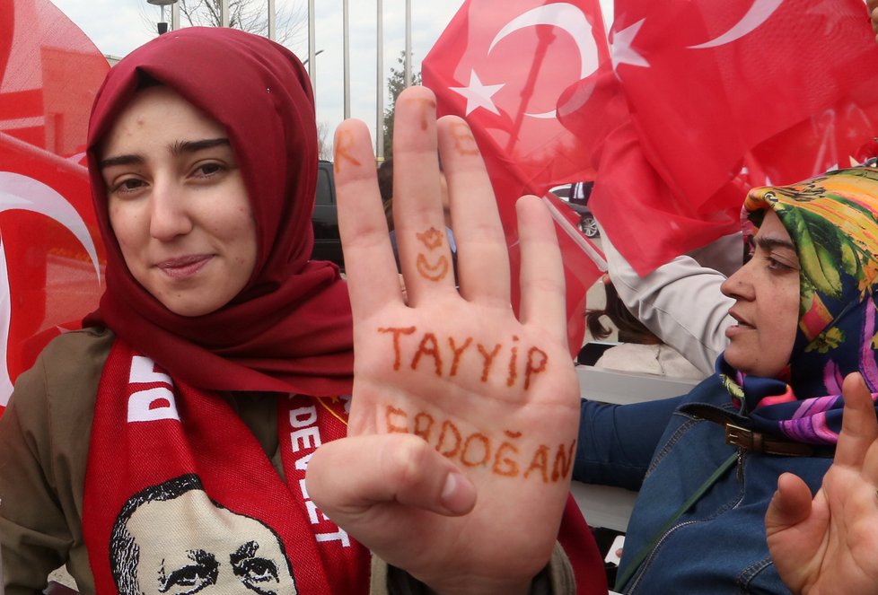 Erdogan: Není důležité, zda s námi EU zmrazí vstupní jednání.