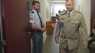 Český voják obžalovaný z terorismu je u soudu. Na Ukrajině se prý zapojil do bojů na straně Ruska