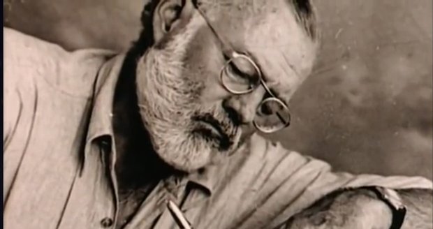 Hemingway málem bolestmi ze zranění zešílel: Radši si prostřelil hlavu, než aby dál trpěl