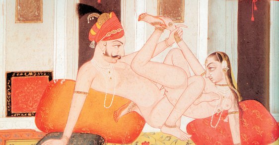 DETAIL Z RÁDŽPUTSKÉ ŠKOLY V INDII (ROK 1790) názorně předvádí jednu ze složitých poloh z Kámasútry. I zobrazování sexu v křehkém orientálním výtvarném umění, ať už japonském, čínském, nebo indickém, stálo modelem prvním komiksovým tvůrcům, kteří si vzali na mušku lidskou erotiku.