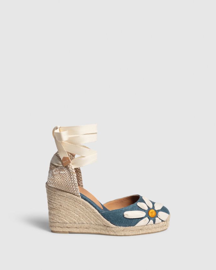 Castaner, 135 eur, www.castaner.com Castaner, 135 eur, www.castaner.com