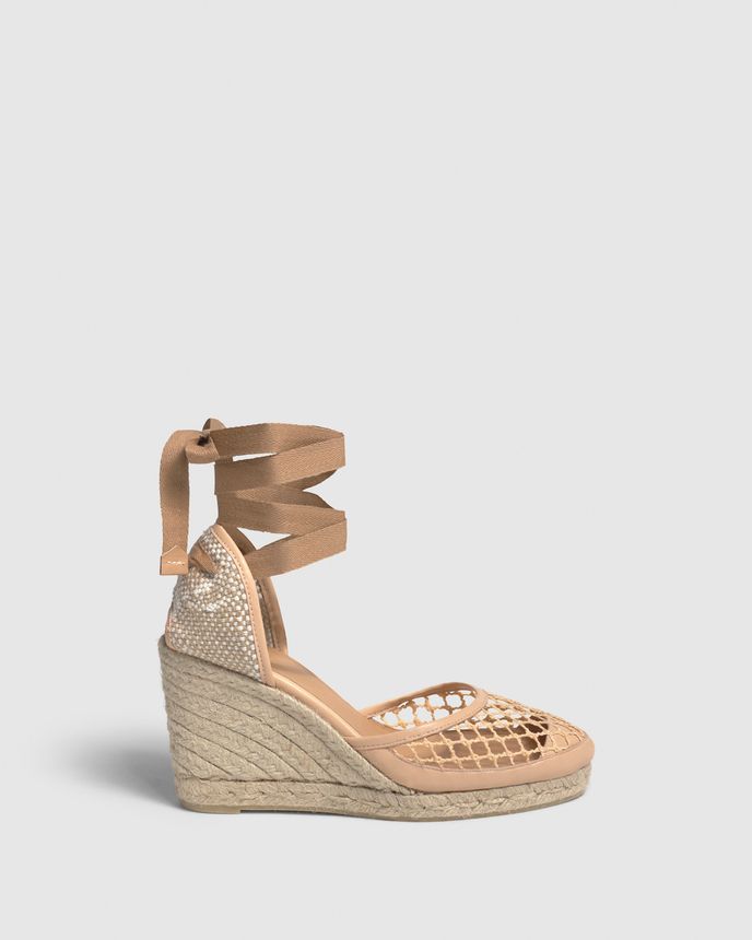 Castaner, 145 eur, www.castaner.com Castaner, 145 eur, www.castaner.com