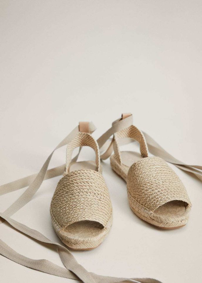 Mango, 1299 Kč, www.mango.com Mango, 1299 Kč, www.mango.com