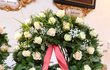 Pohřeb Marie Rút Křížkové: Smuteční věnec od dcer Pohřeb Marie Rút Křížkové: Smuteční věnec od dcer