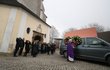 Pohřeb Marie Rút Křížkové, maminky Ester Janečkové Pohřeb Marie Rút Křížkové, maminky Ester Janečkové