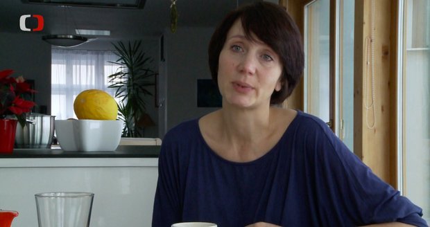 Helena Třeštíková natočila časosběrný dokument o Ester Janečkové.