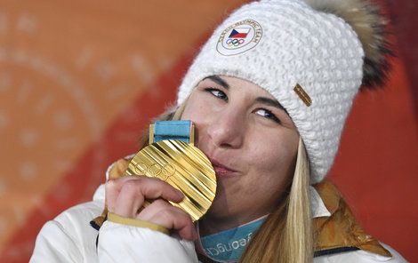 Ester Ledecká překvapila a získala zlato! Zasoutěží si i na letní olympiádě?