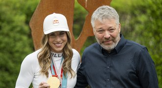 Ledecká ladí tým na příští sezónu: Chtěli jí »ukrást« kouče!