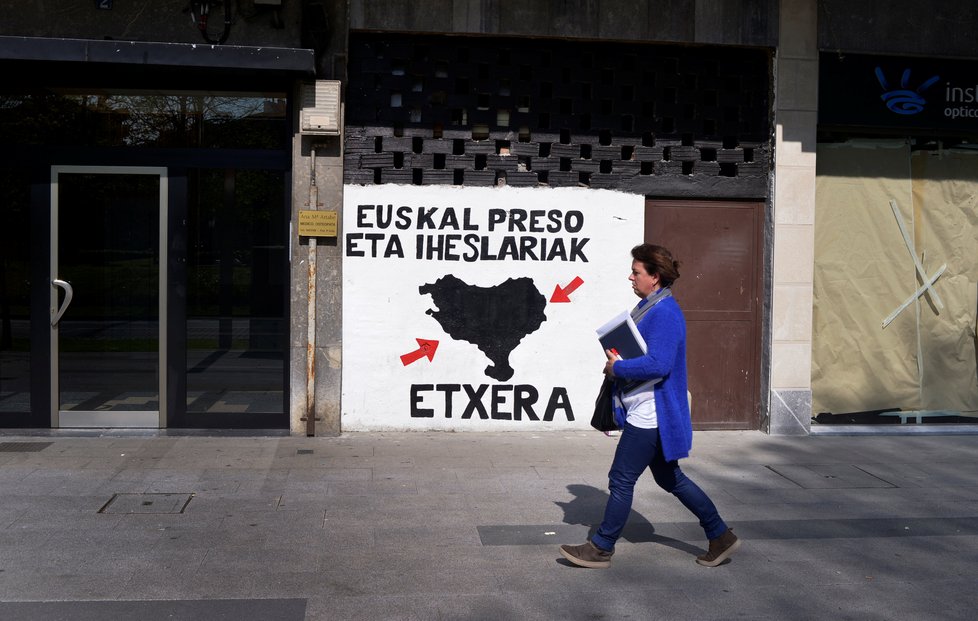 Baskická ETA předala francouzské policii seznam úkrytů zbraní.