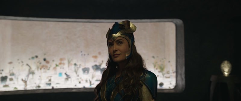 Salma Hayek ve filmu Eternals jako superhrdinka Ajak