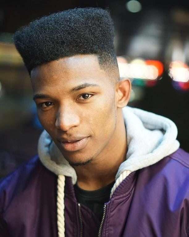 Desmond Amofah (†29) alias Etika je po smrti.