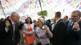 Předsedkyně Evropské komise Ursula vod der Leyenová a premiér Petr Fiala na oficiálním zahájení předsednictví v Radě Evropské unie. (1. 7. 2022)